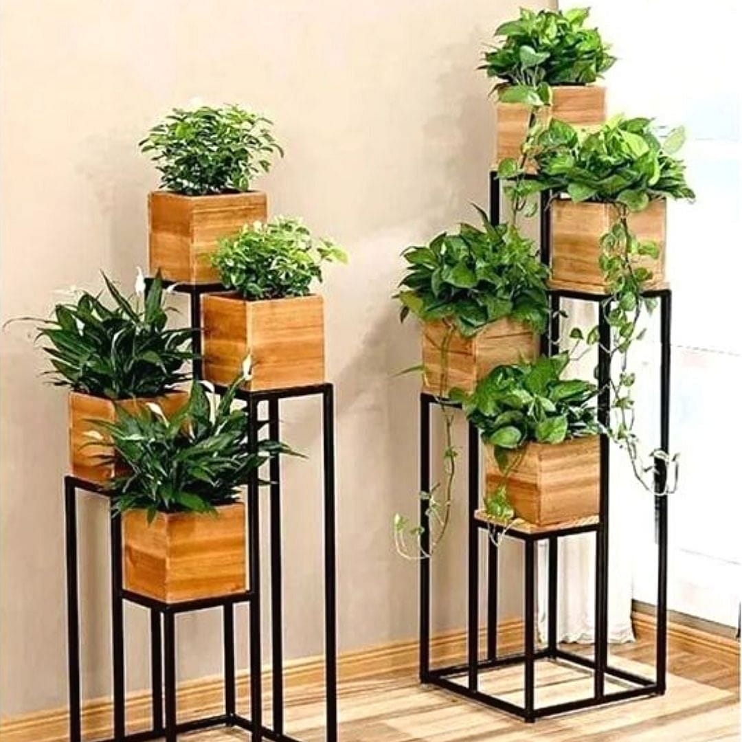 4-Tier Metal Planter Stand (3.3 Feet)