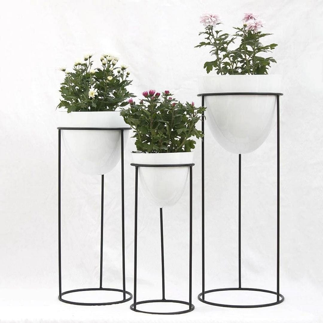 Laurel White Metal Planter with Stand  - Set of 3
